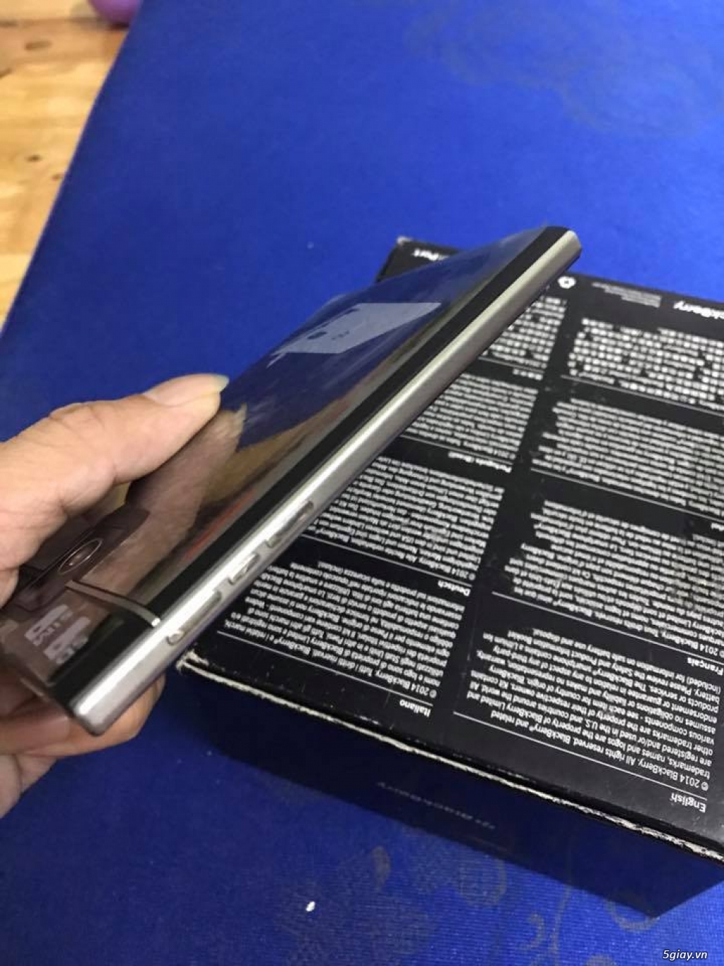 Blackberry PassPort màu gray đẹp 99% nguyên zin full box - 3