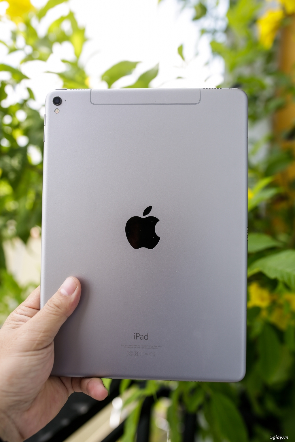 iPad Pro 9.7 32G (4G + wifi) - 3