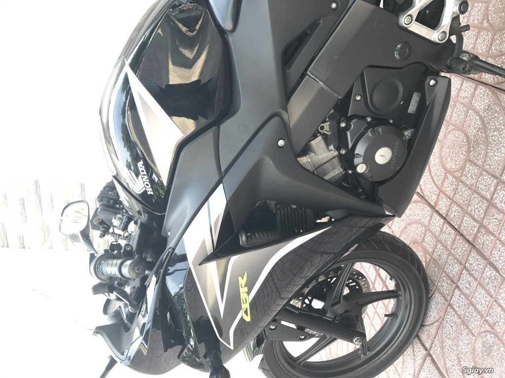 CBR150 R fi . 2011 nhậpThái  59U1-133.95 . Chính chủ