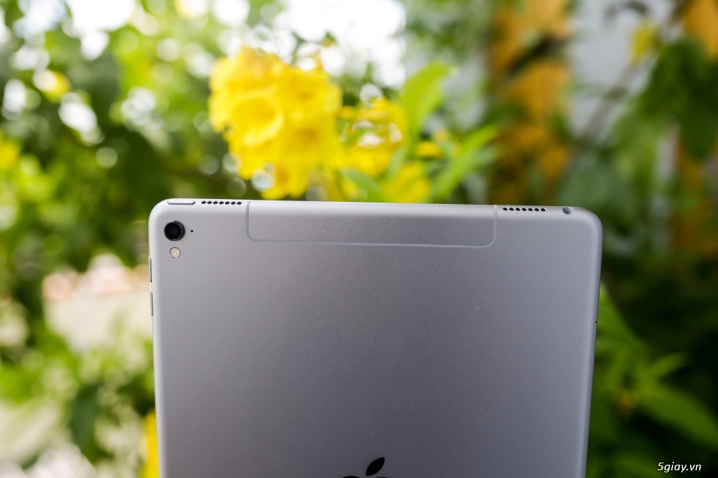 iPad Pro 9.7 32G (4G + wifi) - 4