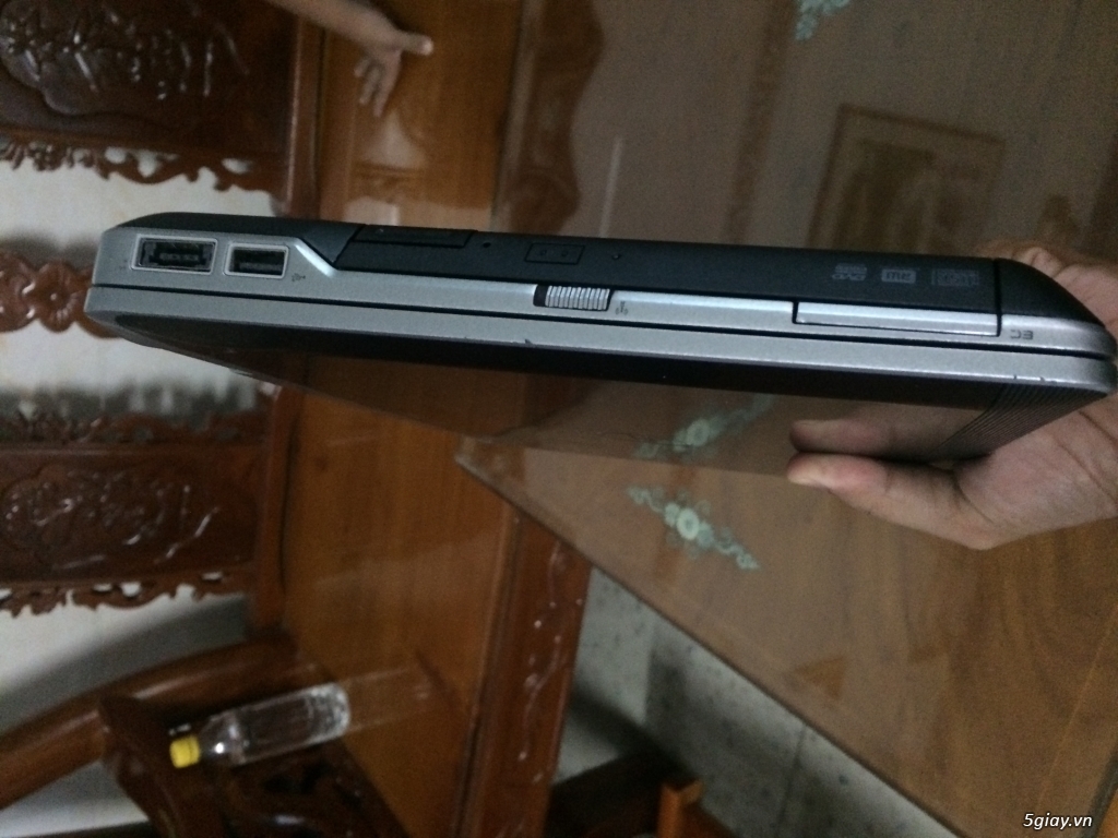 Bán máy dòng doanh nhân Dell Latitude Core I7-2640M - 3