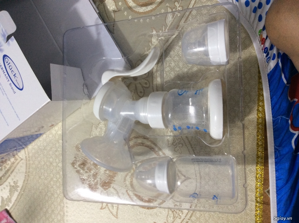hút sữa bằng tay