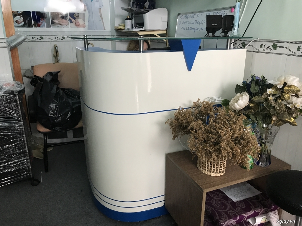 Cần thanh lý quầy shop, sofa.... - 4