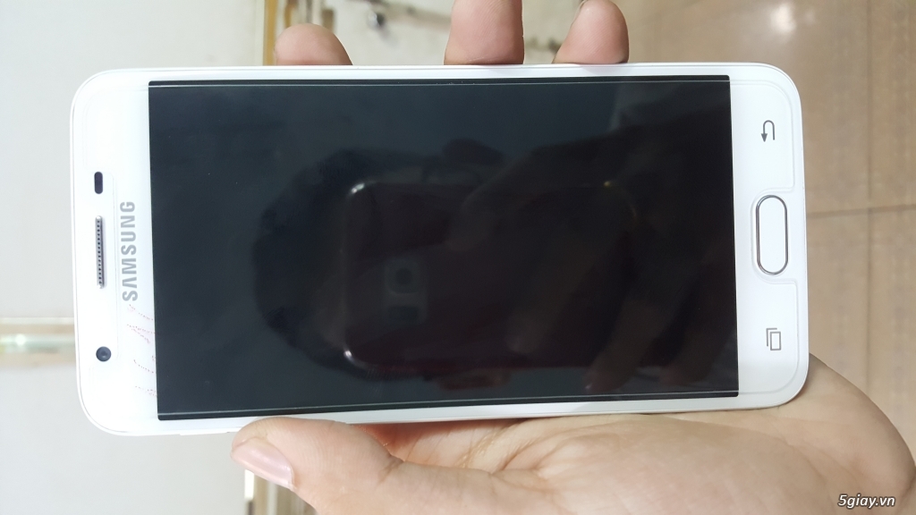 Samsung Galaxy J5 Prime 16GB màu white gold mới cực kì bảo hành lâu