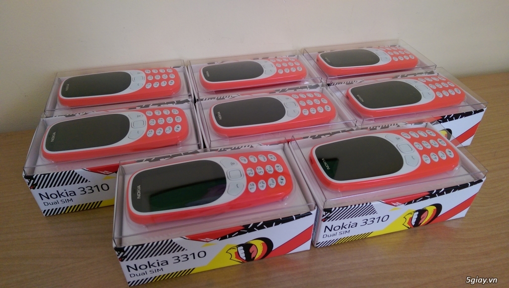 Hiếm: Nokia 3310 màu Đỏ ( Warm Red) hàng FPT new 100% nguyên seal