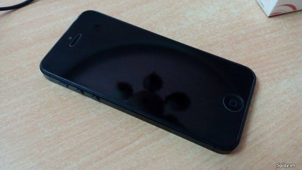 Iphone 5 lock 16gb có sim ghép và cáp xạt