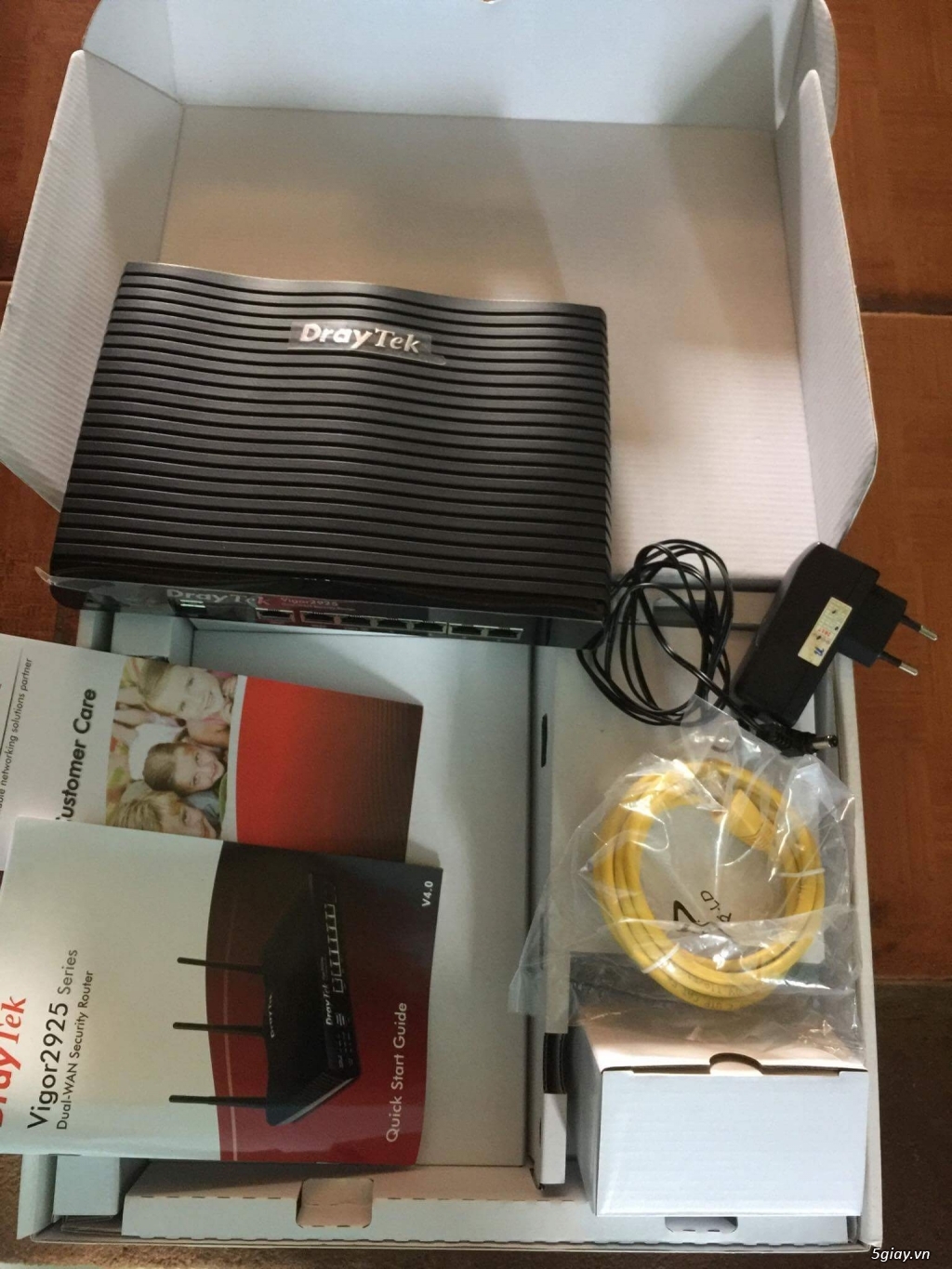 Cần bán 3 con modem wifi draytek và igate mới 100%. giá hấp dẫn.