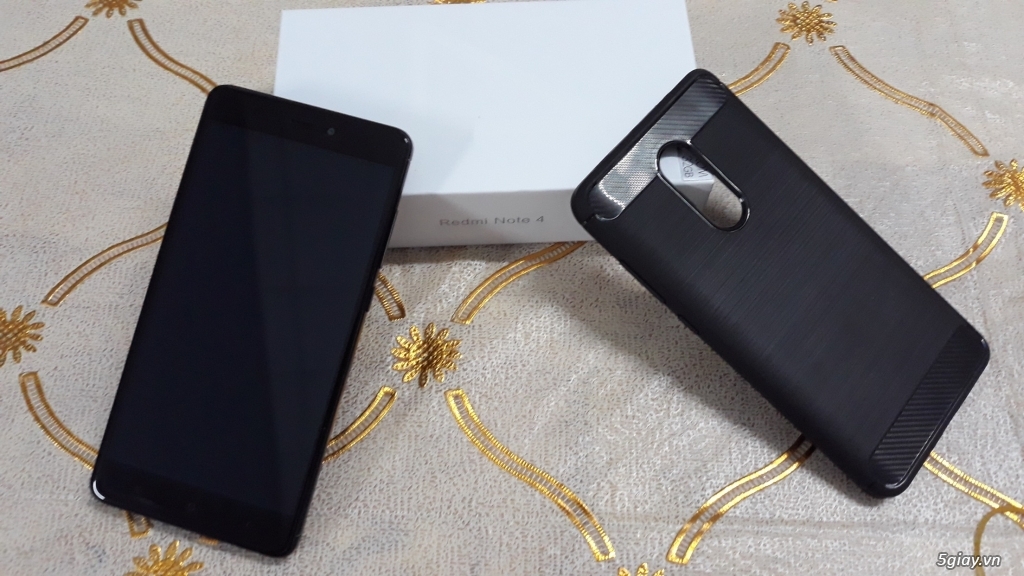 Xiaomi Redmi Note 4 32 GB đen  chinh hang còn BH