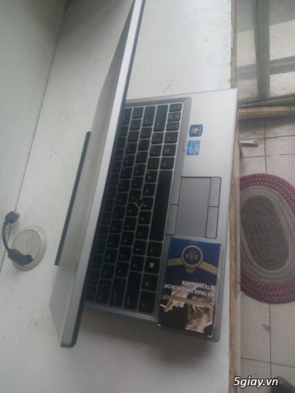 HP EliteBook 2570p i5 3320-ram 4G-ổ cung 500G new 96% BH 2T