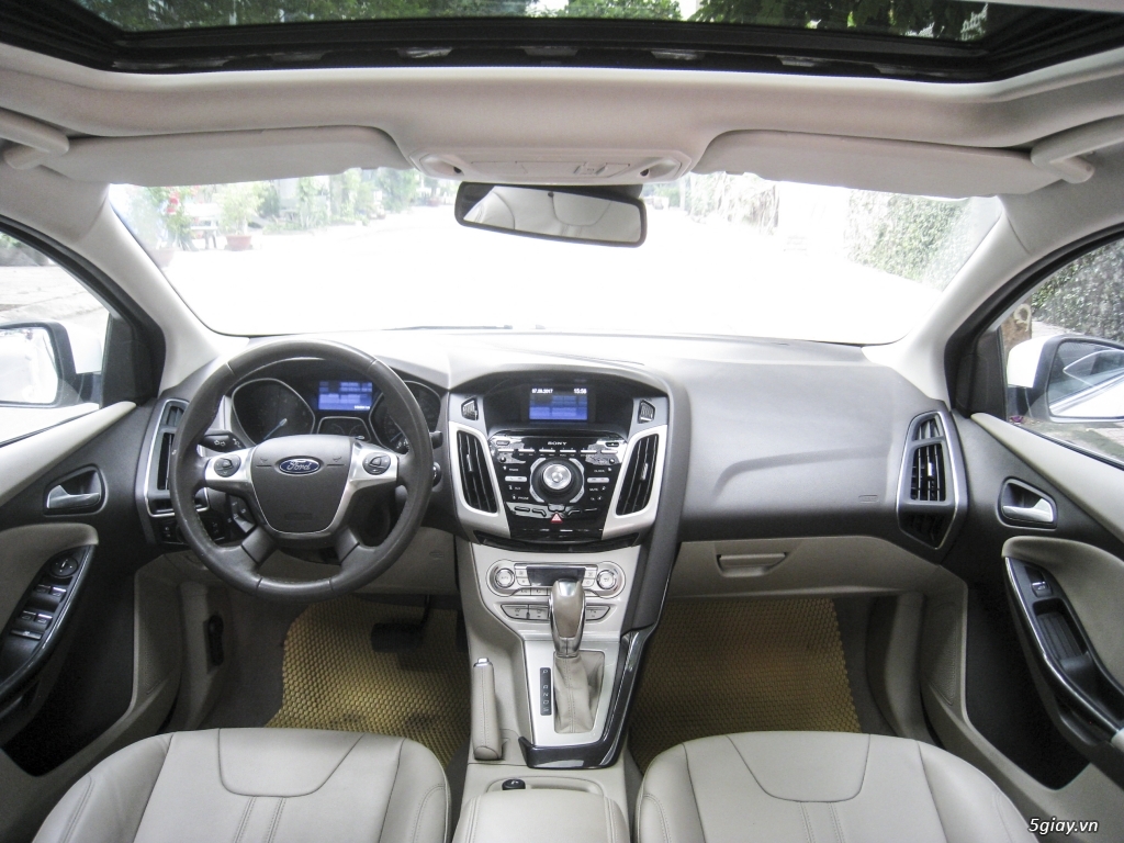 Cần bán Nhanh Xe Ford Focus 2.0 Titanium 2015 Còn Rất Đẹp - 4