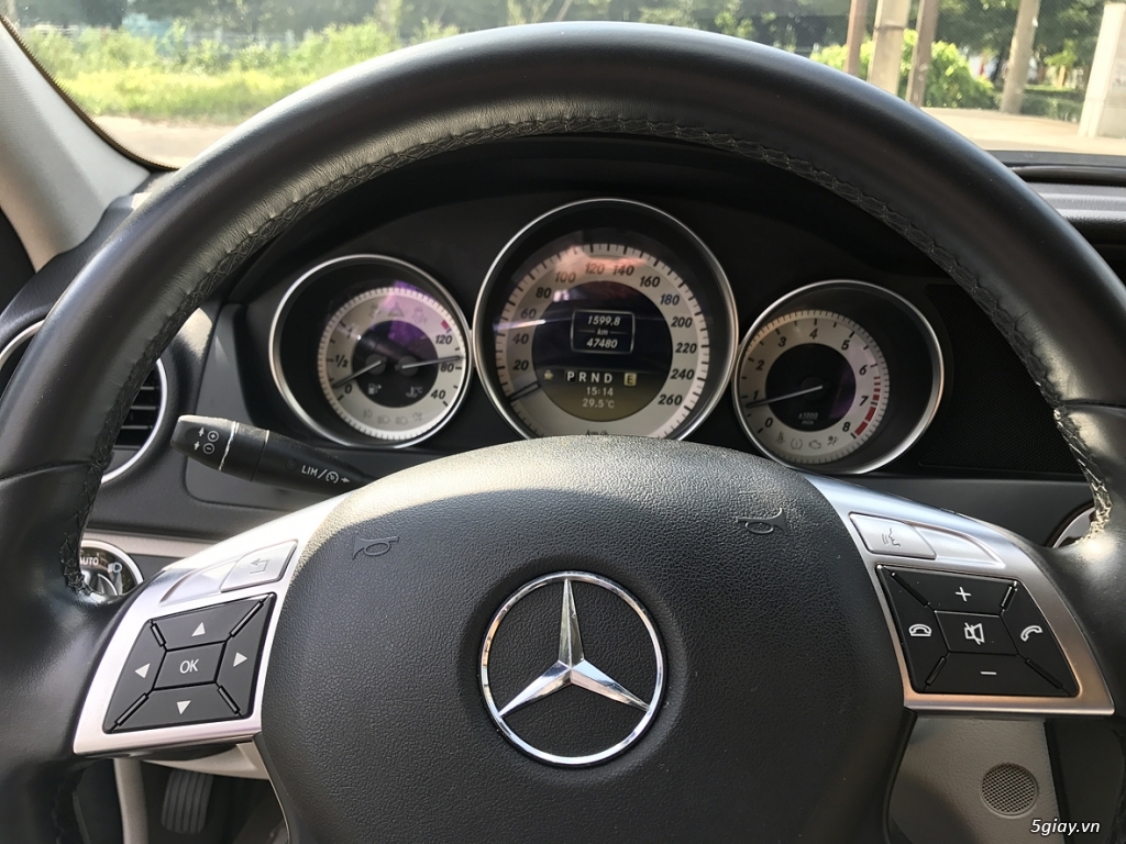 Cần Bán: Mercedes C250 Limited màu trắng như mới (Full hình) - 15
