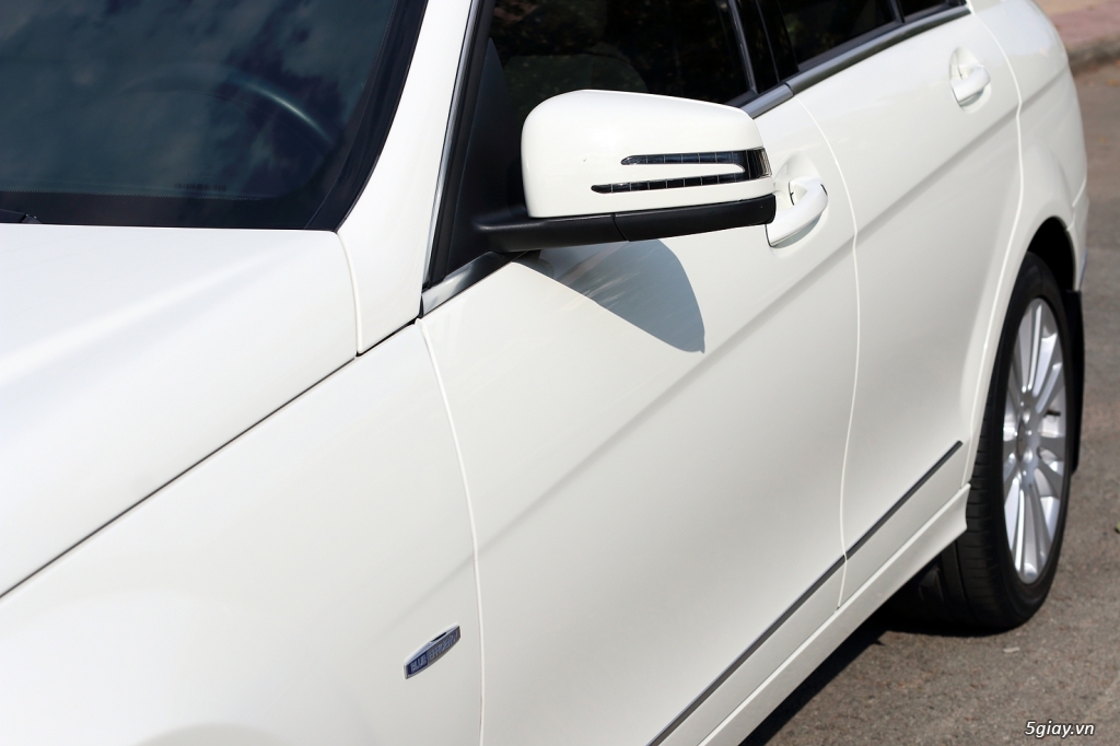 Cần Bán: Mercedes C250 Limited màu trắng như mới (Full hình) - 11