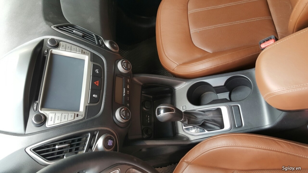 Bán Hyundai Tucson 2.0AT nhập Hàn Quốc 2014 màu trắng biển TP - 4