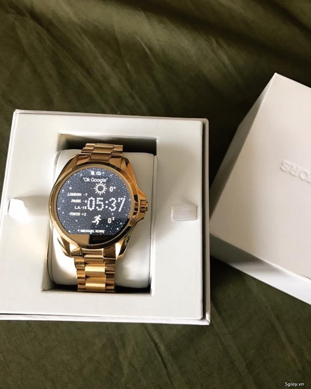 HCM - Đồng hồ Michael Kors - Smart Watch 99% like new Sz 44mm