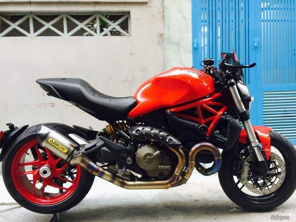 Cần ván Ducati Monster 821 ABS 2015