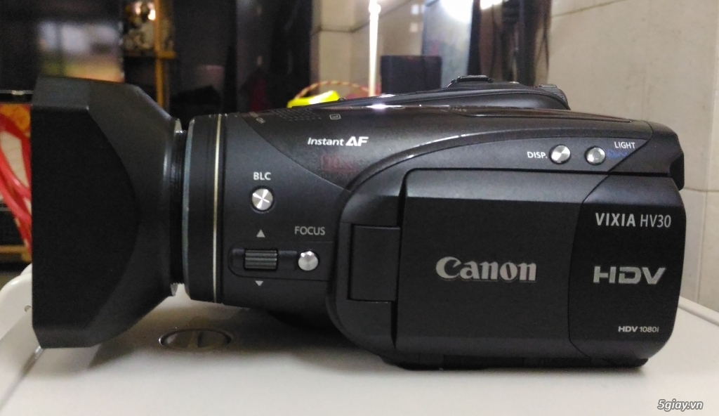 Cần Bán máy quay Canon HV30
