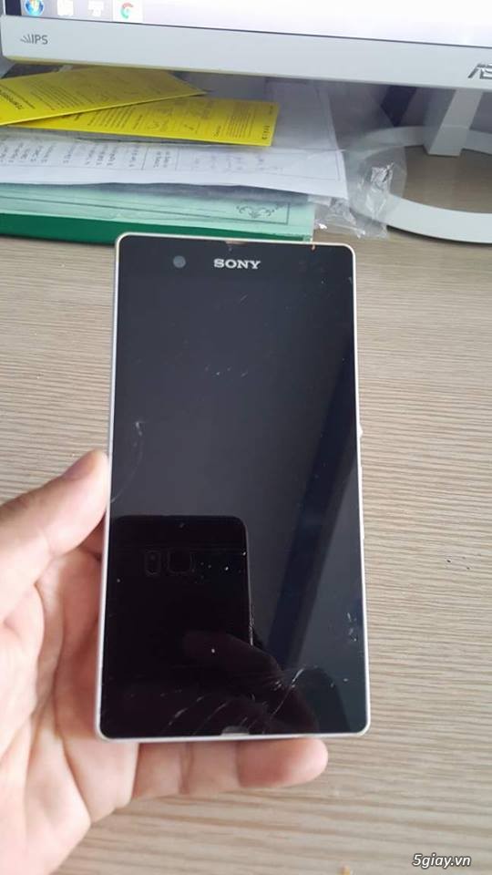 Sony Z Trắng nứt kính 500k - 4