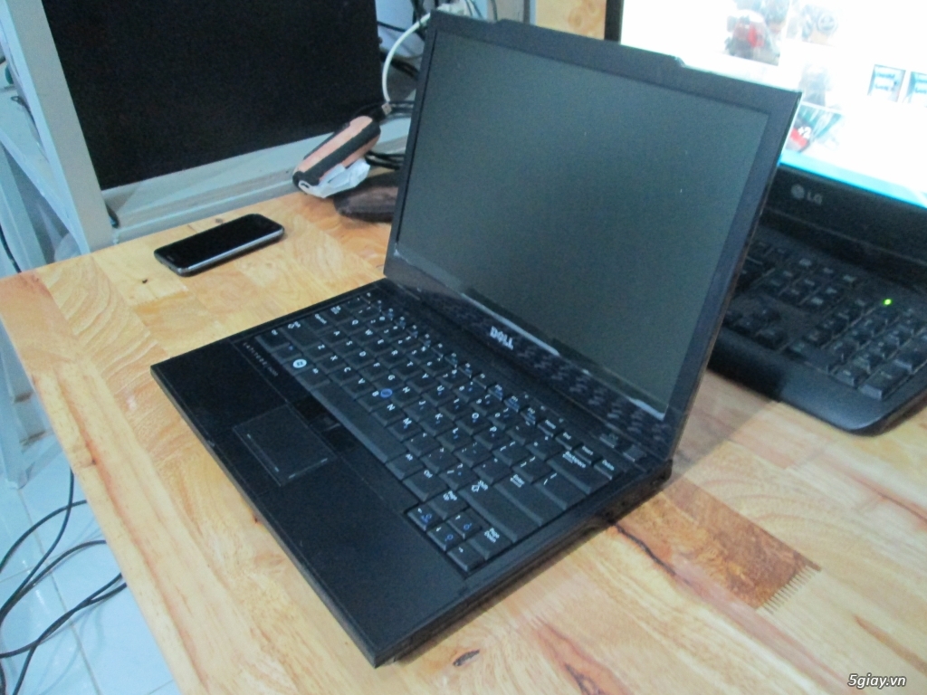 Bán máy Dell E4300, Ram 8GB, ổ cứng 250GB