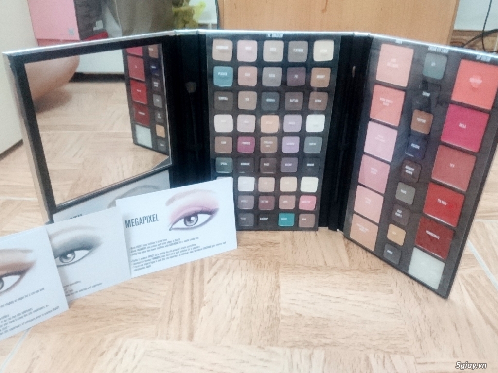 Cần bán: Hộp trang điểm Smashbox Studio Pop Ultimate Palette