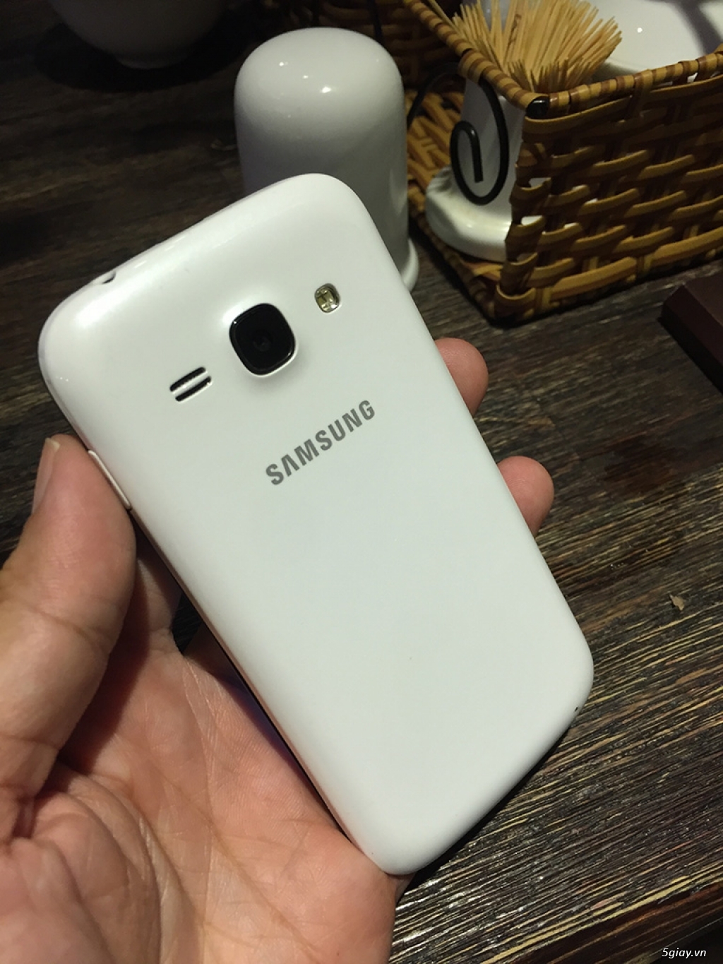 Samsung ace 3 màu trắng - 3