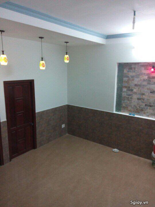 Cần Bán Nhà 2 lầu 1 triệt có sân Thượng giá 3,3ty Sổ hồng Riêng Q12 - 3