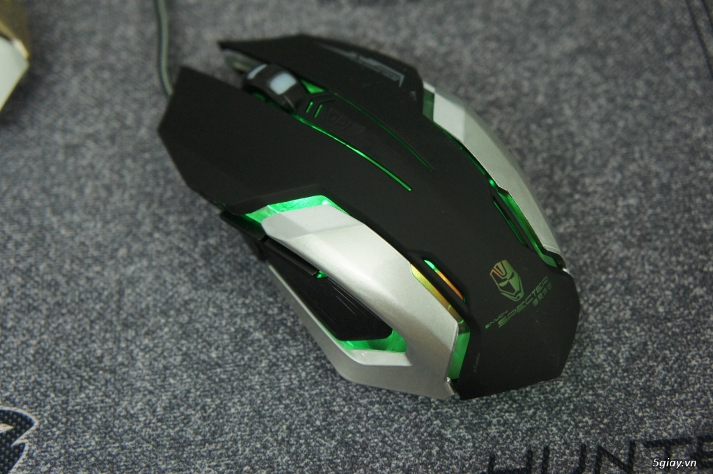 Chuột < led > Chuyên Game - TẶNG KÈM : Lót Chuột Game - 25