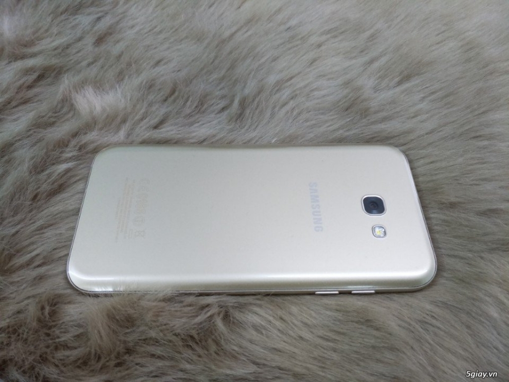 Samsung a7 2017 gold.bh dài
