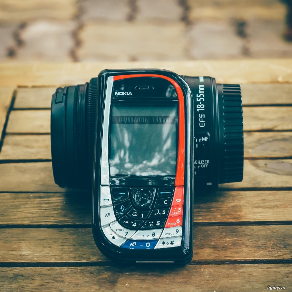 Nokia lá lớn, NOKIA 7610 một huyền thoại của điện thoại - 1