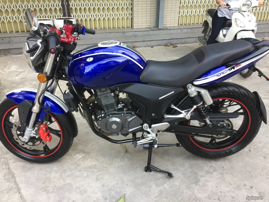 Mô tô benelli VLM 200cc - 4