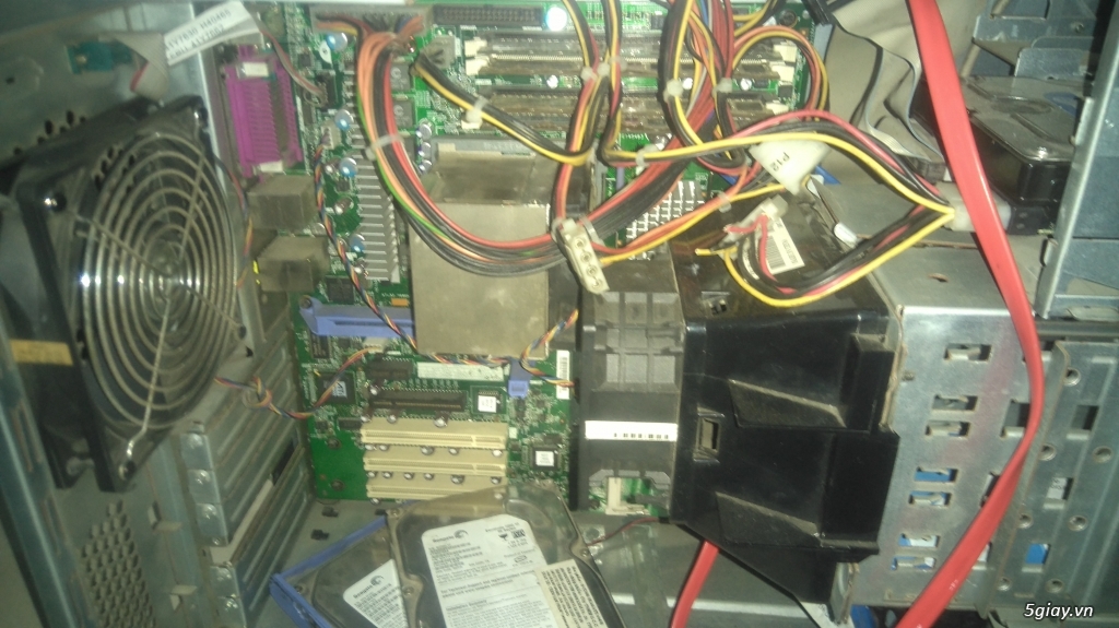 Thanh lý SERVER IBM X3200M2 lỗi nhẹ. - 1
