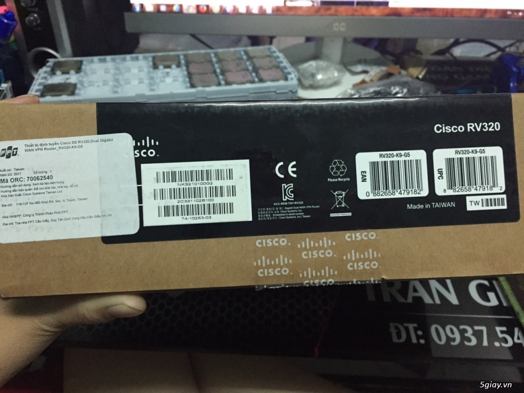 Ra đi em Cisco Wireless RV320 K9 VO3 full box New 100%!!!! - 4