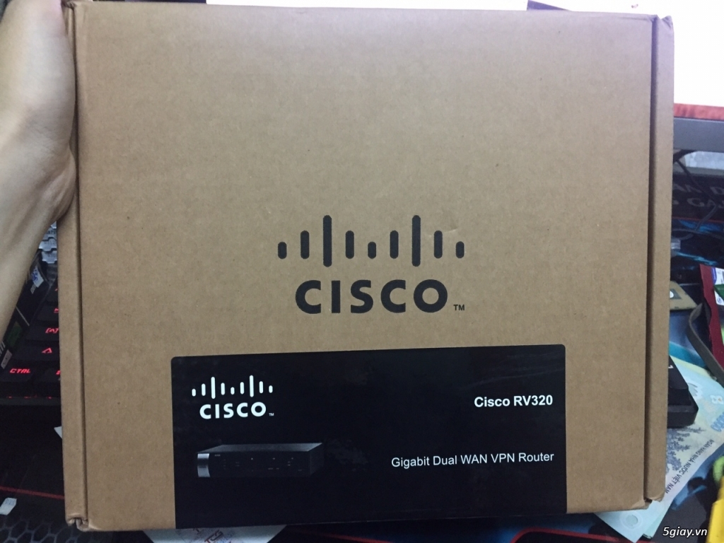 Ra đi em Cisco Wireless RV320 K9 VO3 full box New 100%!!!! - 3