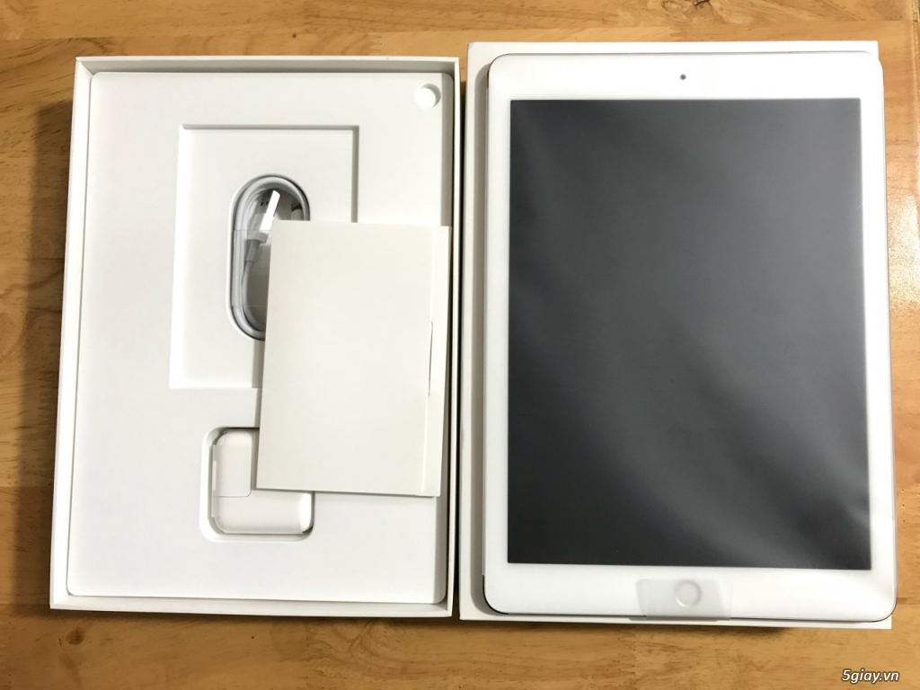 iPad Pro 9.7inch 32GB Silver Wifi 4G - Chưa Active- Fullbox