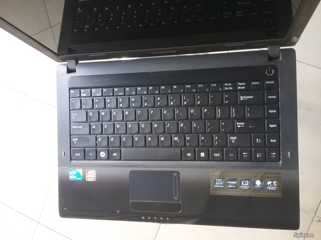 cần bán lenovo core i3 - 3