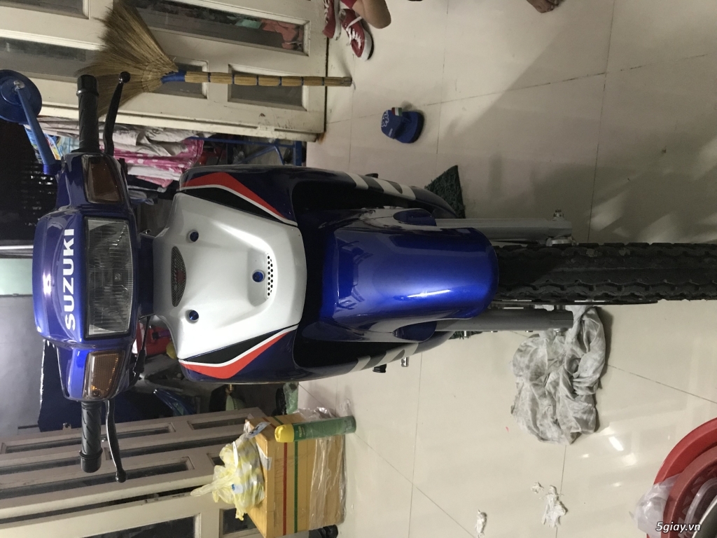 Sport 2001 47 đầu hqcn lên full satria 2000 trắng xanh