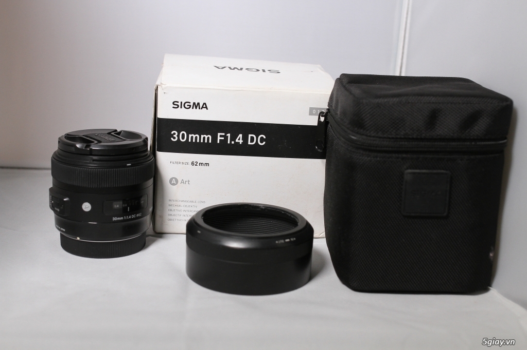 Sigma 30mm 1.4 Art for Canon - 3