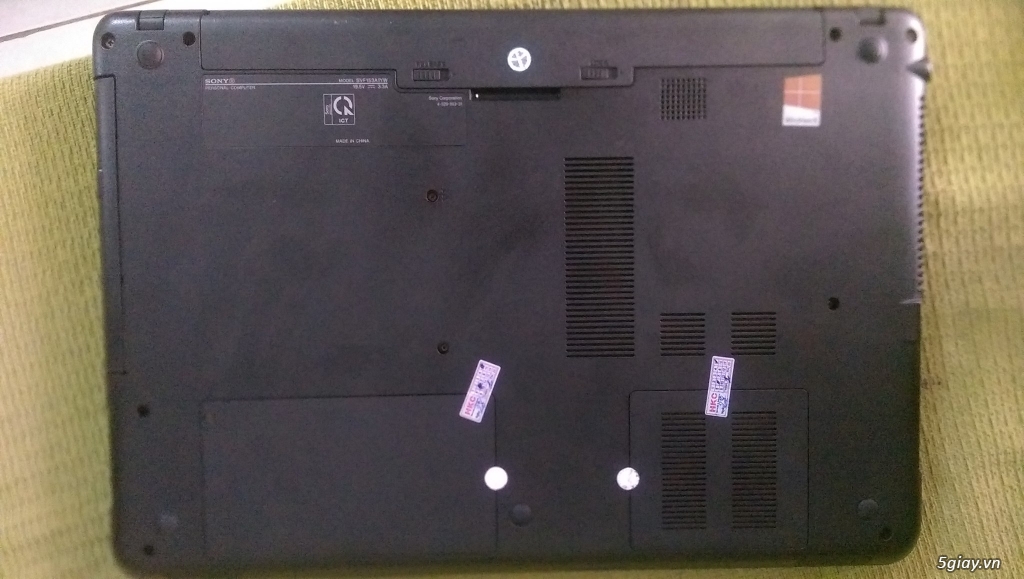 SONY SVF1532CSGB, I7 4500U, Ram 4GB, HDD 500GB, Card rời 2GB: - 4