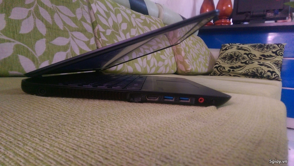 SONY SVF1532CSGB, I7 4500U, Ram 4GB, HDD 500GB, Card rời 2GB: - 1