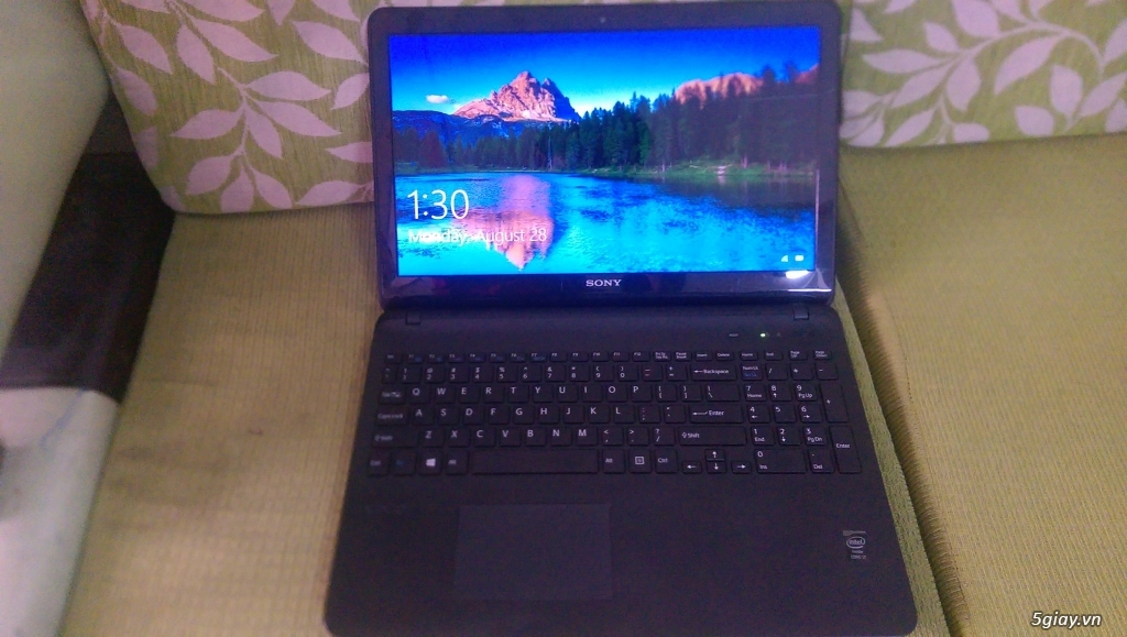 SONY SVF1532CSGB, I7 4500U, Ram 4GB, HDD 500GB, Card rời 2GB: - 2