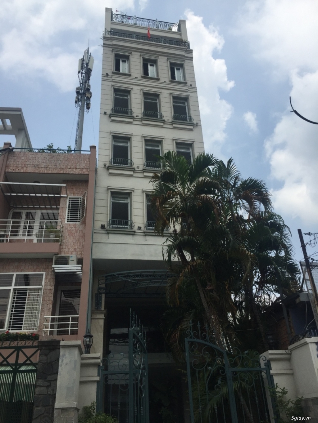 Cho thuê văn phòng đẹp giá rẻ