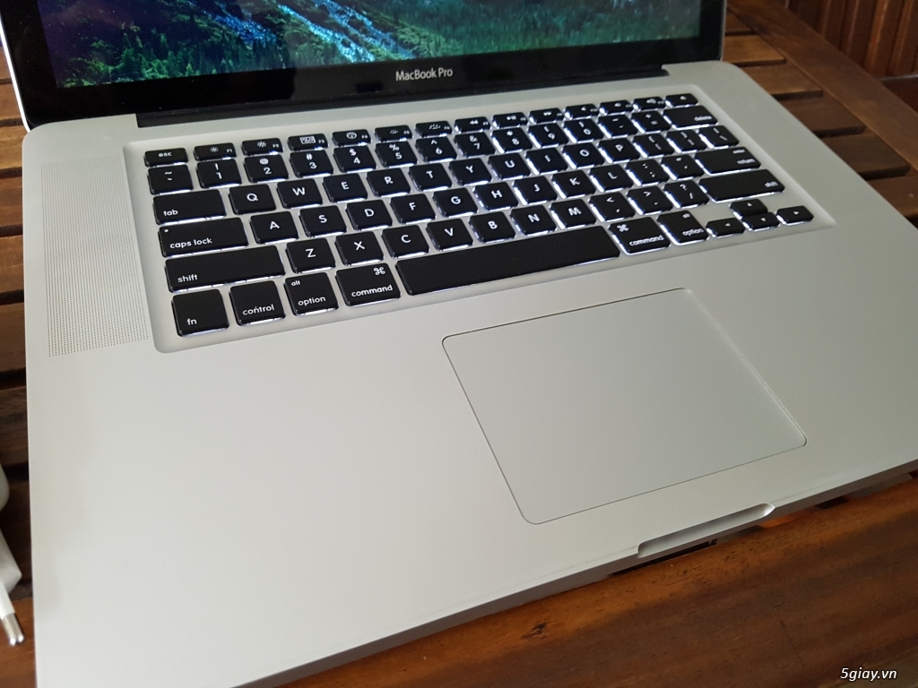 Thanh lý MACBOOK PRO 15'' 2010 I5 / 4GB / SSD 160GB/ GT 330M.. giá tốt - 2