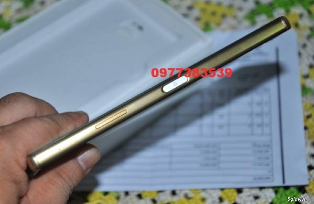 SONY Z5 Premium GOLD 32g( 2Sim-E6883 ) 4K Fullbox 99% BH sonyVN 3.2018