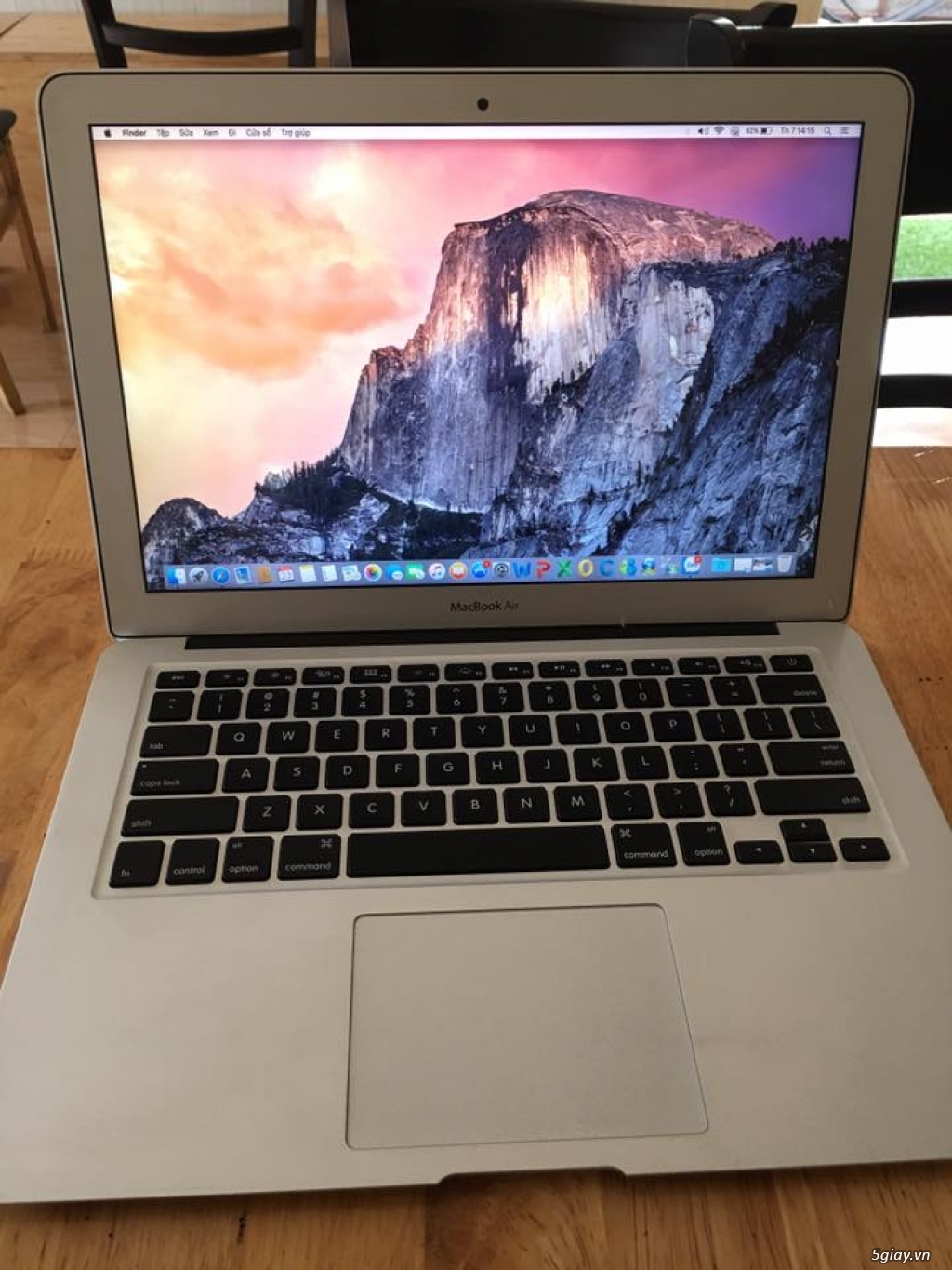 Bình Dương - Macbook Air 2015 13.3 inch 2015