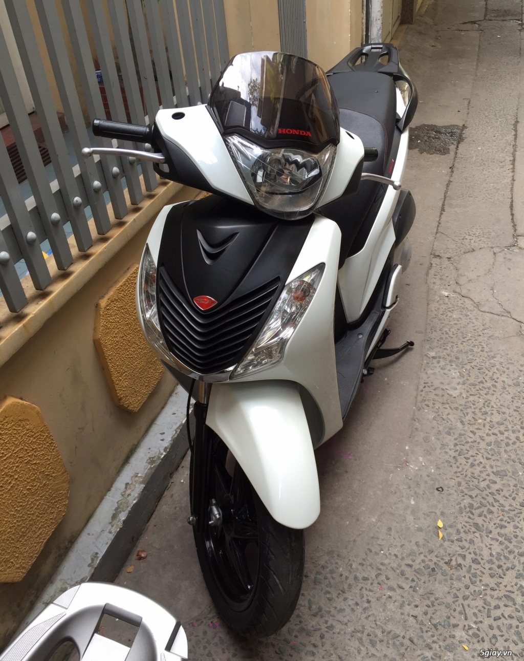 Bán SH 150i vn mẫu ý Đk 2011