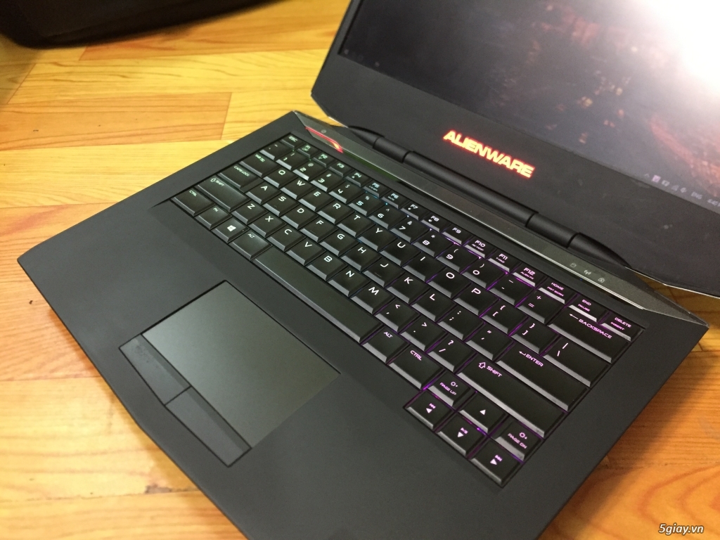 alienware 14 r3 - 1