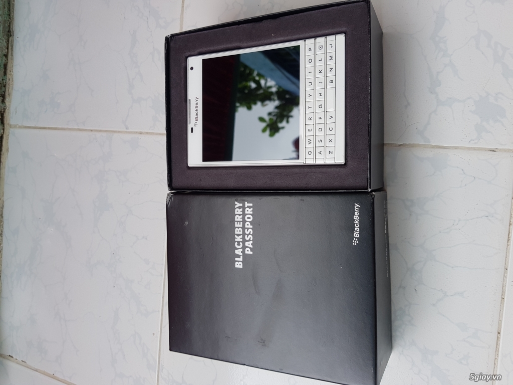 Blackberry Passport Fullbox Bảo Hành - 1