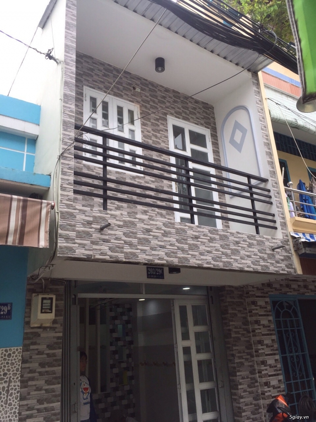 Nhà nguyên căn ngay trung tâm Q11 như mới xây, khu dân cư yên tĩnh - 1
