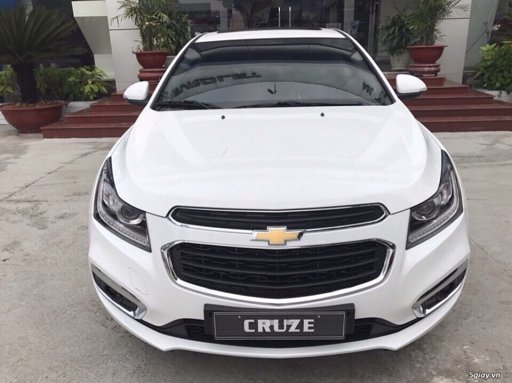 Chevrolet Cruze LTZ 2017 số tự động, giảm 80 triệu, vay vốn đến 100%.