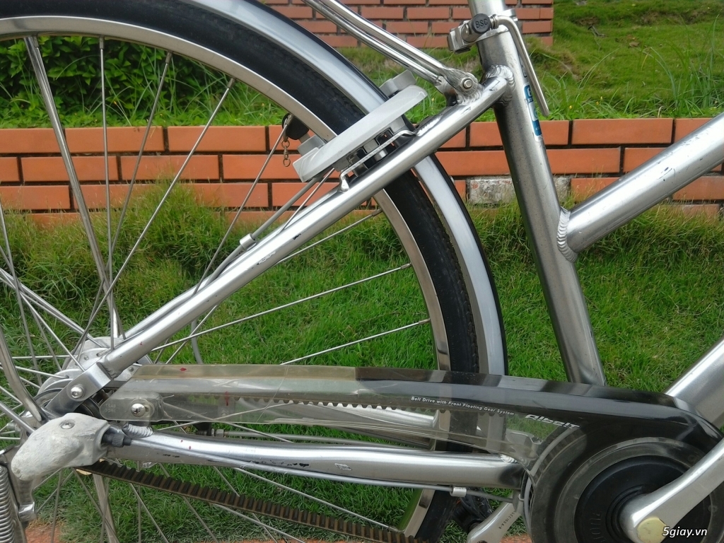 Xe đạp Bridgestone bạc - Hàng bãi Nhật- Khung nhôm - 12