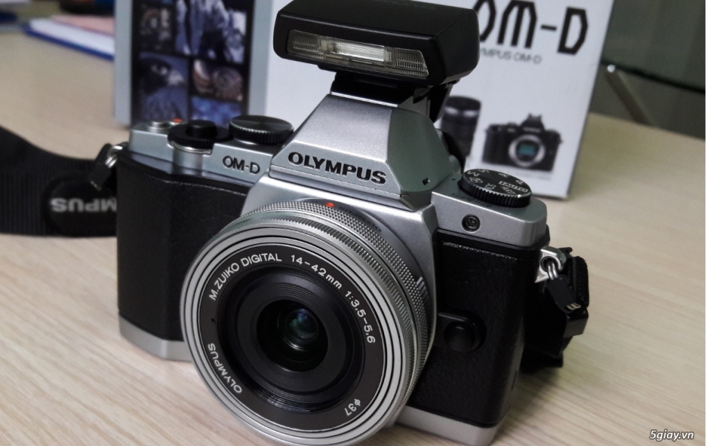 Olympus OMD EM5 kèm lens 14-42 FullBOX - 5